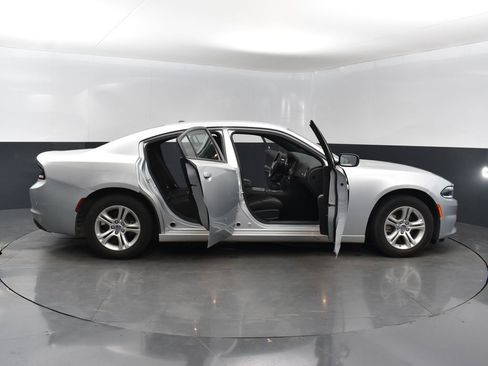 Used 2022 Dodge Charger SXT image 10