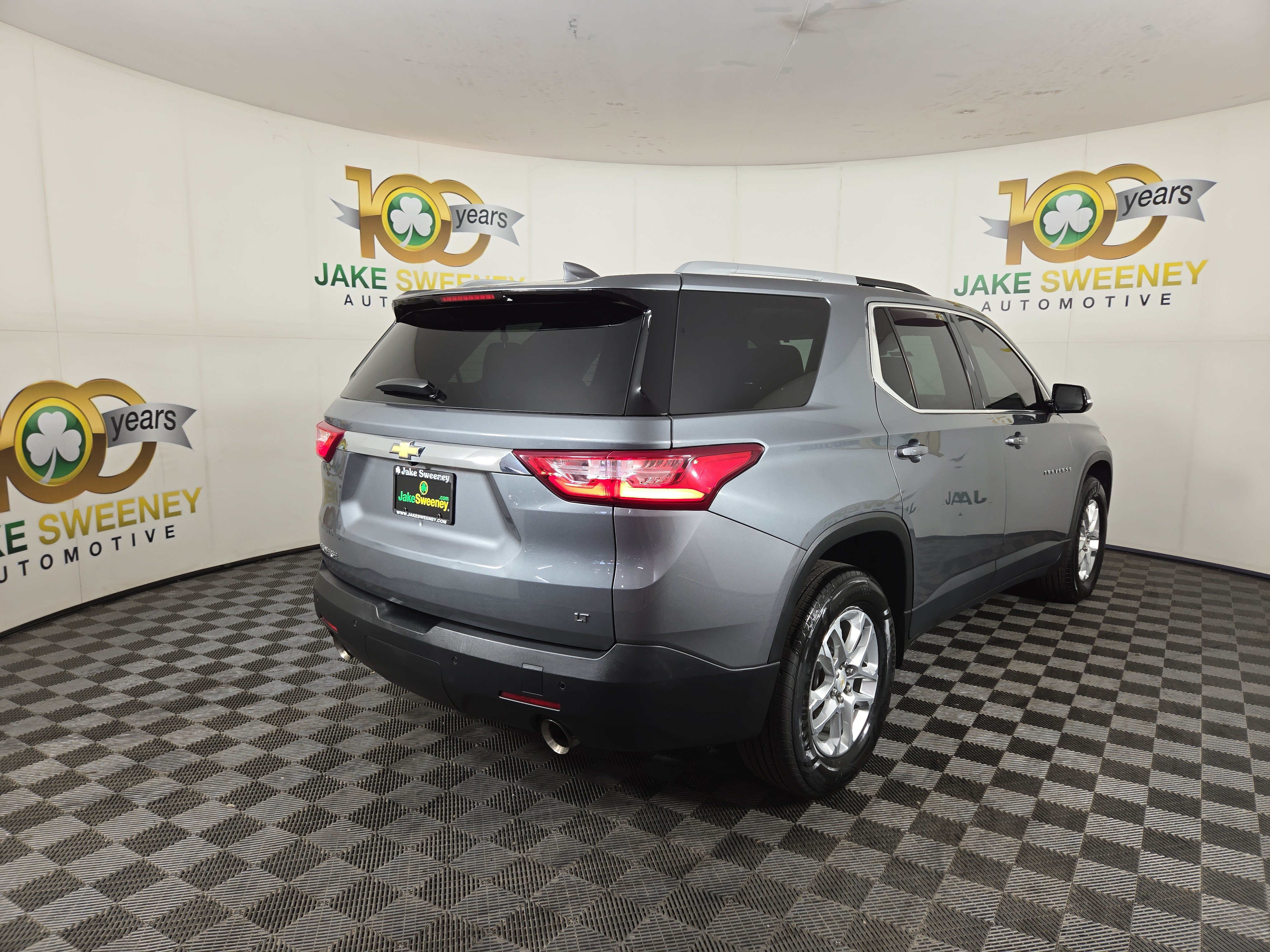 Used 2018 Chevrolet Traverse LT FWD image 9