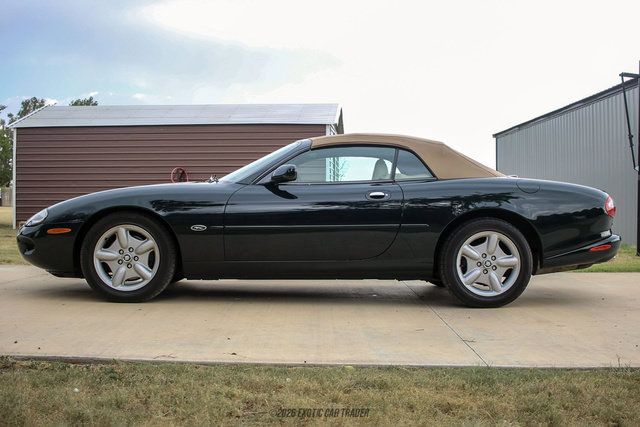 Used 1999 Jaguar XK8 Convertible RWD image 3