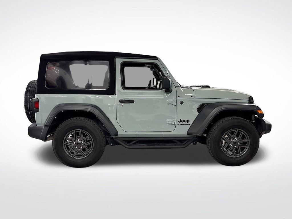 Used 2024 Jeep Wrangler Sport AWD/4WD image 6