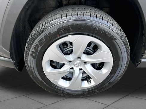 Used 2024 Toyota RAV4 LE AWD/4WD image 11