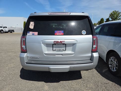 Used 2019 GMC Yukon SLT w/ Premium Edition AWD/4WD image 4