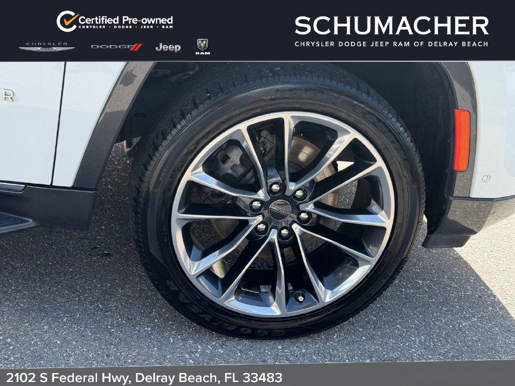 Used 2022 Jeep Wagoneer Series II w/ Premium Group I RWD image 9