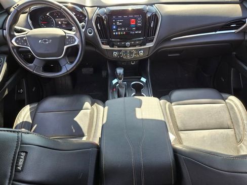 Used 2021 Chevrolet Traverse RS w/ LPO, Floor Liner Package FWD image 14