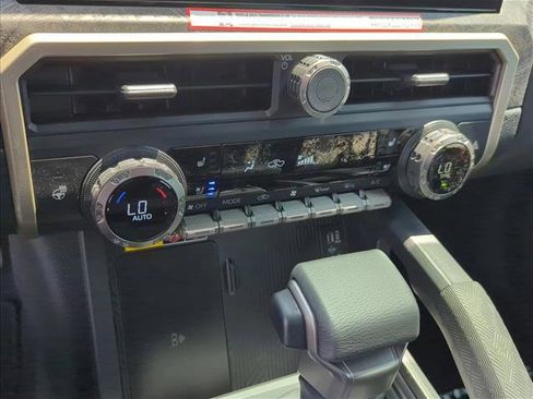 New 2026 Toyota Tacoma Limited AWD/4WD image 22