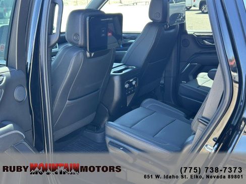 Used 2023 GMC Yukon Denali w/ Advanced Technology Package AWD/4WD image 20