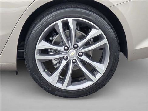 Used 2022 Chevrolet Malibu Premier image 24