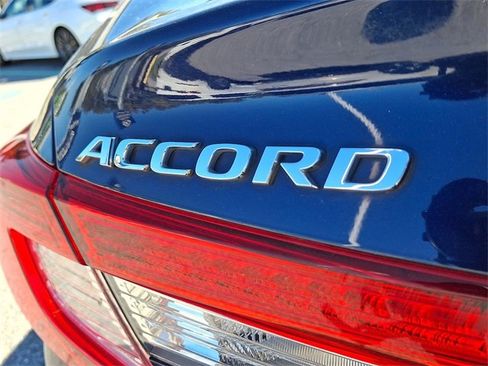 Used 2019 Honda Accord EX image 29