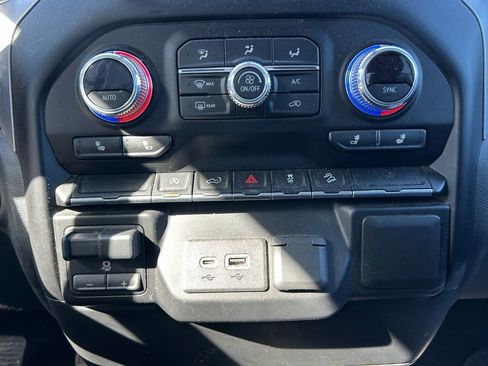 Used 2020 GMC Sierra 1500 SLE w/ X31 Off-Road Package image 23