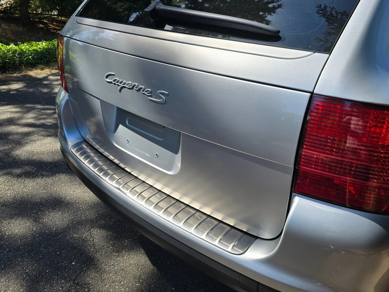 Used 2004 Porsche Cayenne S AWD/4WD image 15