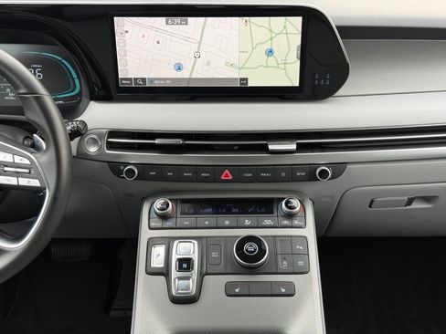 Used 2025 Hyundai Palisade SEL FWD image 20