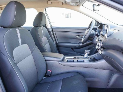Used 2025 Nissan Sentra SV w/ Trunk Package FWD image 16