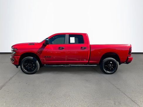 Used 2026 RAM 2500 Big Horn AWD/4WD image 4
