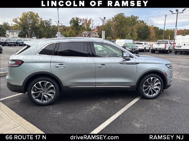 Certified 2023 Lincoln Nautilus Reserve w/ Equipment Group 201A AWD/4WD image 9