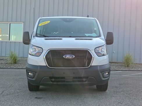 Used 2025 Ford Transit 250 Low Roof w/ Exterior Upgrade Package RWD image 3