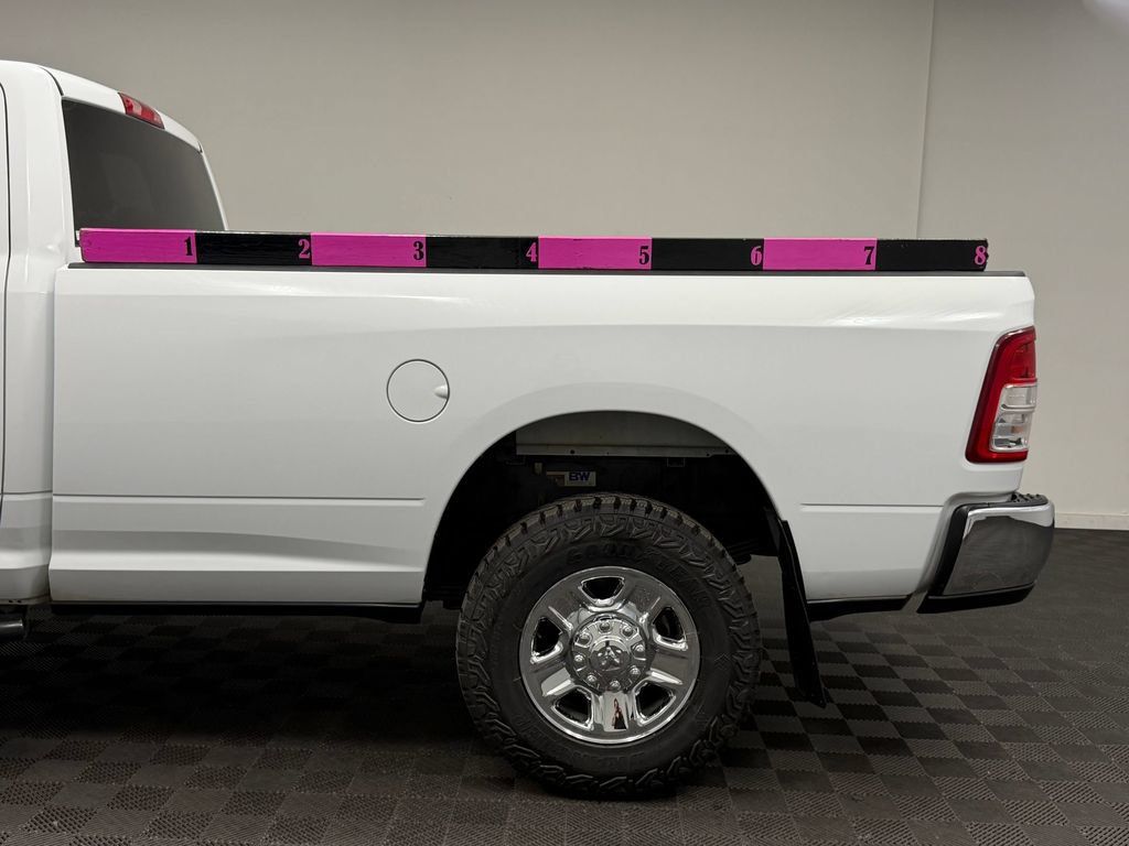 Used 2024 RAM 3500 Tradesman w/ Chrome Appearance Group AWD/4WD image 29