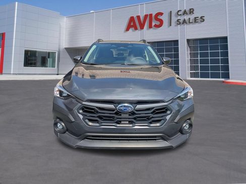Used 2025 Subaru Crosstrek 2.5i Premium AWD/4WD image 2