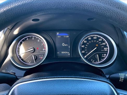 Used 2021 Toyota Camry LE w/ Carpet Mat Package (TMS) image 18