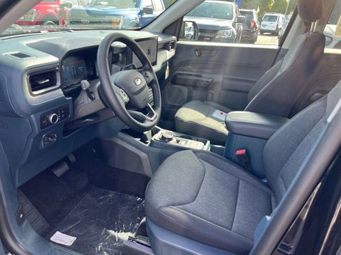New 2025 Ford Maverick XLT w/ XLT Luxury Package image 7
