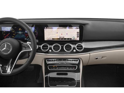 Used 2023 Mercedes-Benz E 350 4MATIC Sedan image 13