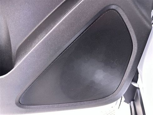 Used 2023 Chevrolet Equinox LT image 25