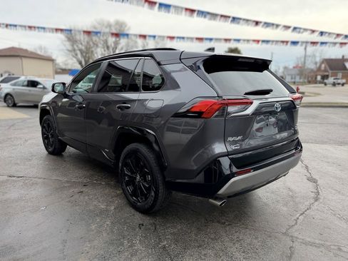 Used 2022 Toyota RAV4 XSE image 6