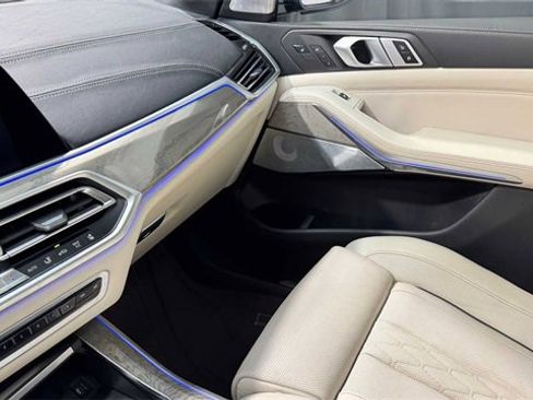 Used 2019 BMW X5 xDrive40i w/ M Sport Package image 25