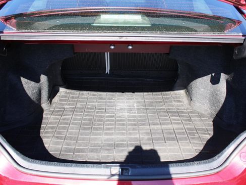 Used 2017 Toyota Camry XLE w/ Moonroof Package image 4