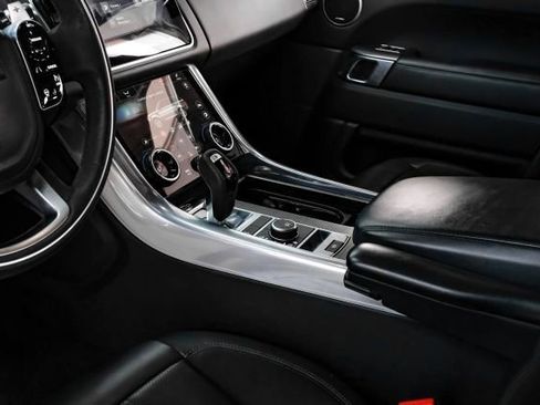 Used 2022 Land Rover Range Rover Sport HST image 27