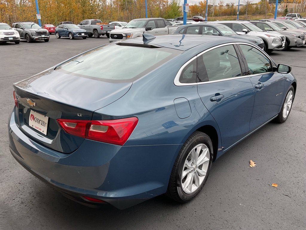 Used 2025 Chevrolet Malibu LT FWD image 5