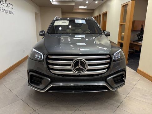 New 2026 Mercedes-Benz GLS 450 4MATIC image 2