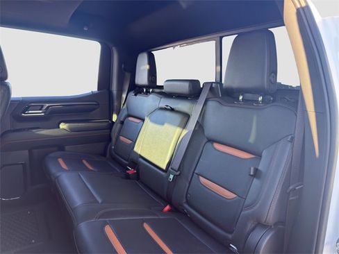 Used 2022 GMC Sierra 1500 AT4 w/ AT4 Preferred Package image 13