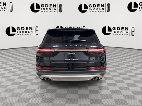 Used 2025 Lincoln Corsair AWD image 7