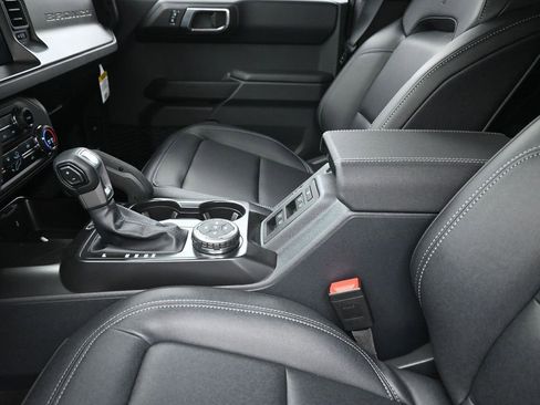 New 2025 Ford Bronco Badlands image 20