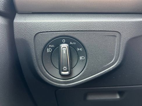 Used 2019 Volkswagen Atlas SEL FWD image 8