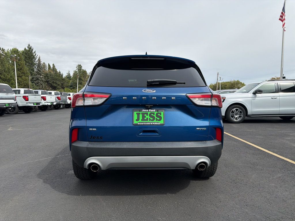 Used 2022 Ford Escape SE w/ Convenience Package AWD/4WD image 28