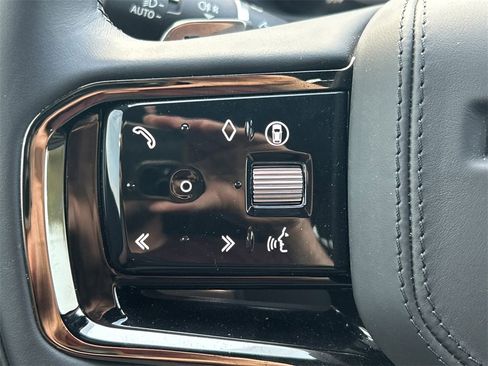 Used 2026 Land Rover Range Rover Velar S image 37