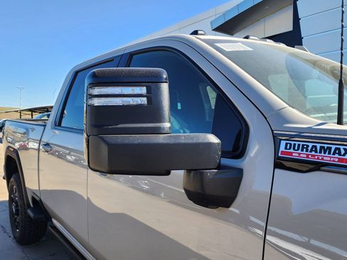 New 2026 GMC Sierra 2500 AT4 w/ AT4 Premium Plus Package AWD/4WD image 12