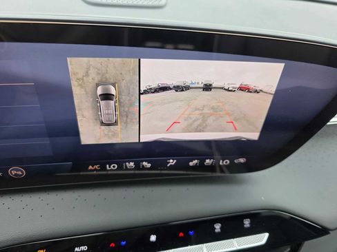 Used 2026 Buick Enclave Avenir w/ Super Cruise Package AWD/4WD image 30
