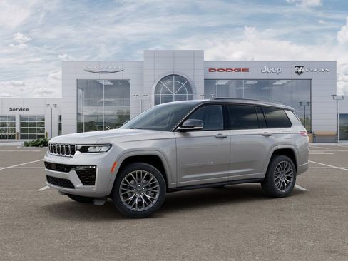 New 2026 Jeep Grand Cherokee L Summit AWD/4WD image 2