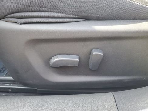 Used 2024 Nissan Altima 2.5 SV FWD image 10