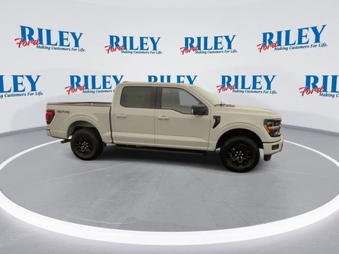 New 2026 Ford F150 XLT w/ Equipment Group 302A MID image 9