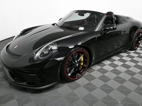 Used 2019 Porsche 911 Speedster image 32