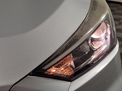 Used 2019 Hyundai Tucson SE AWD/4WD image 12