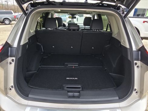 New 2026 Nissan Rogue Platinum w/ Tech Package image 12