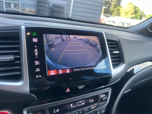 Used 2016 Honda Pilot Elite image 30