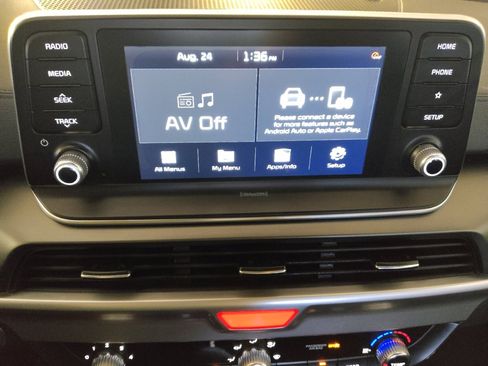 Used 2020 Kia Telluride LX AWD/4WD image 25