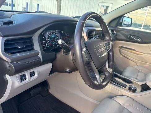 Certified 2019 GMC Acadia Denali w/ Technology Package image 12