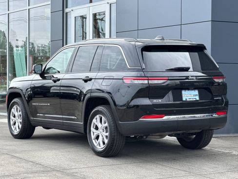 Used 2022 Jeep Grand Cherokee Limited AWD/4WD image 5