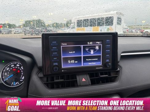 Used 2021 Toyota RAV4 XLE w/ Convenience Package AWD/4WD image 15